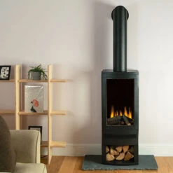 British Fires Bramshaw – Log Storage